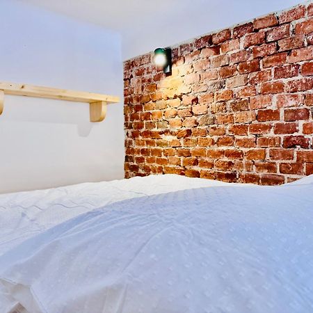 קרקוב Bohemian Apartment In Center Of Kazimierz District מראה חיצוני תמונה