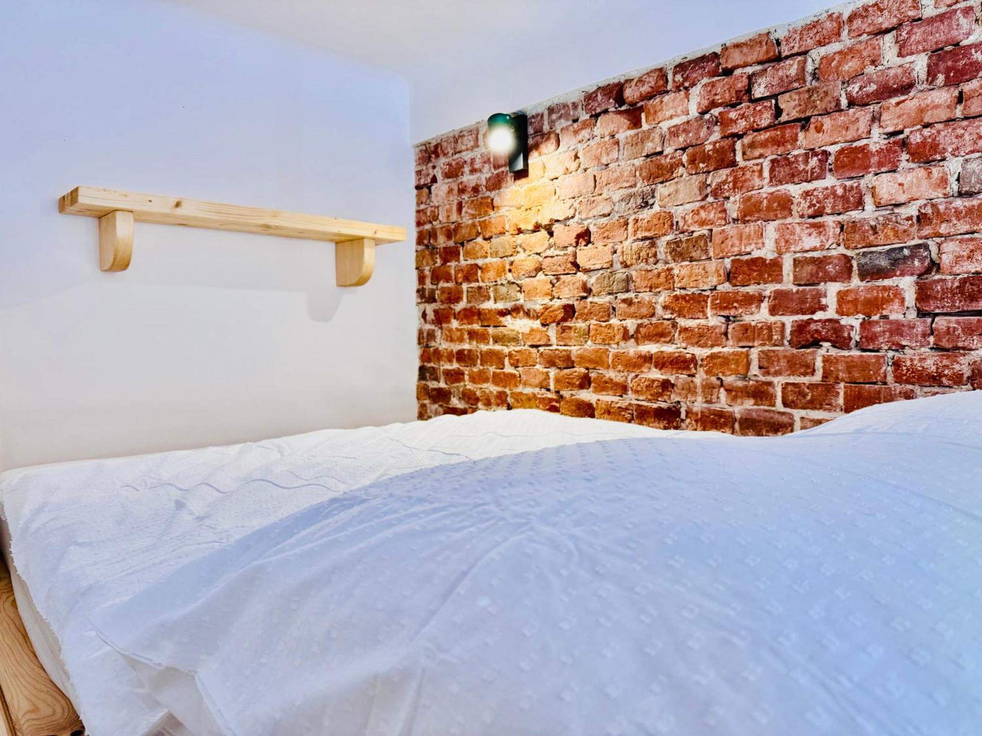 קרקוב Bohemian Apartment In Center Of Kazimierz District מראה חיצוני תמונה