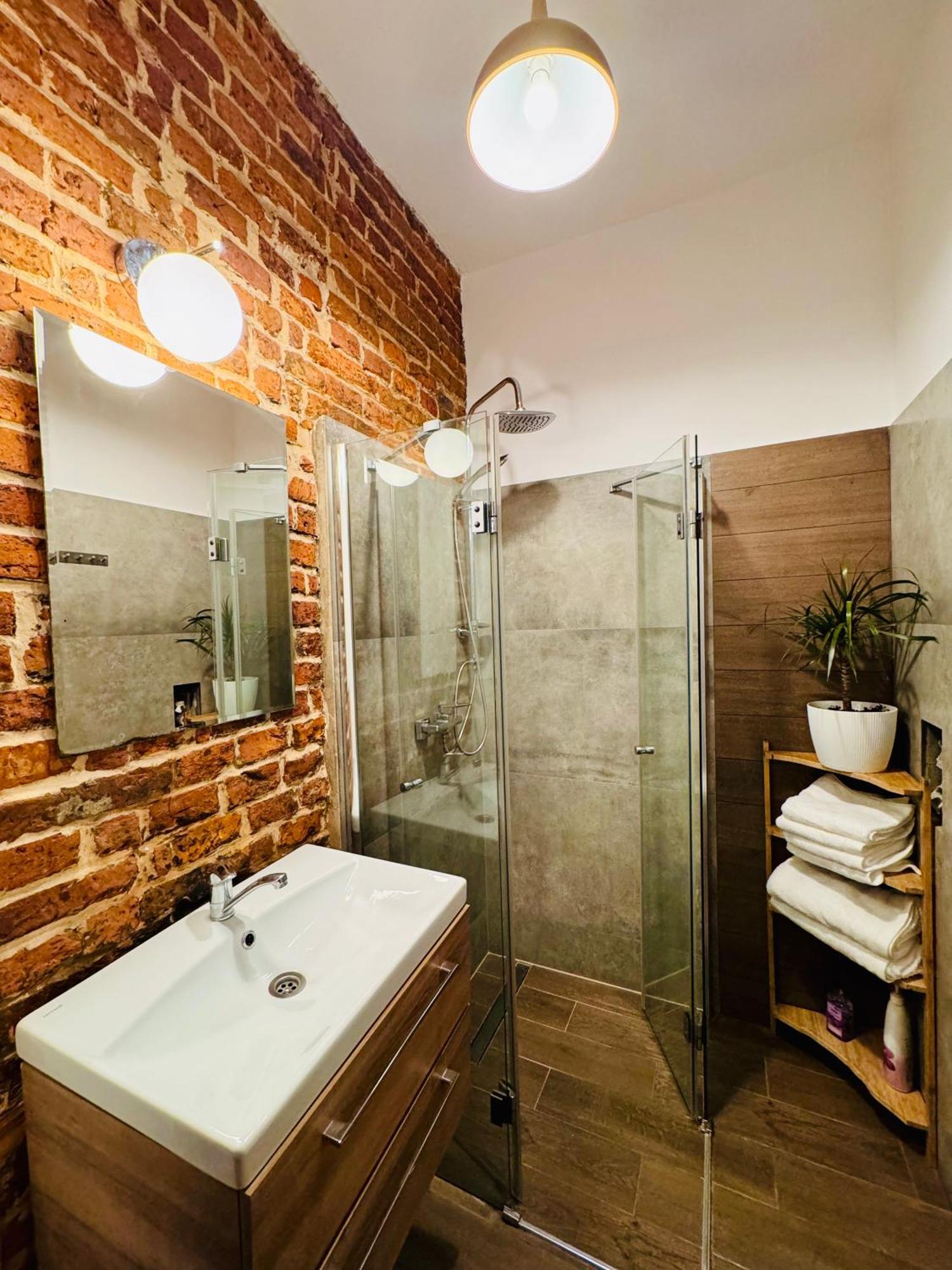 קרקוב Bohemian Apartment In Center Of Kazimierz District מראה חיצוני תמונה